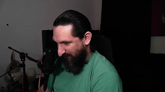 Snapshot of DevilPup75_ chatting on May 2026 04:09:02 AM DevilPup75 online show from May 2026 04:09:02 AM