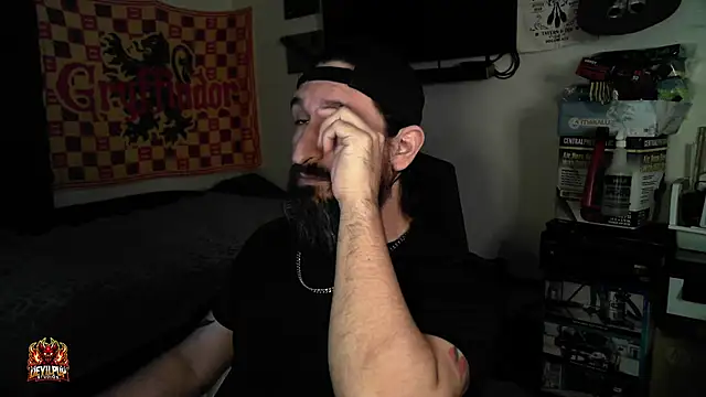 Snapshot of DevilPup75_ chatting on April 2026 10:43:02 AM DevilPup75 online show from April 2026 10:43:02 AM