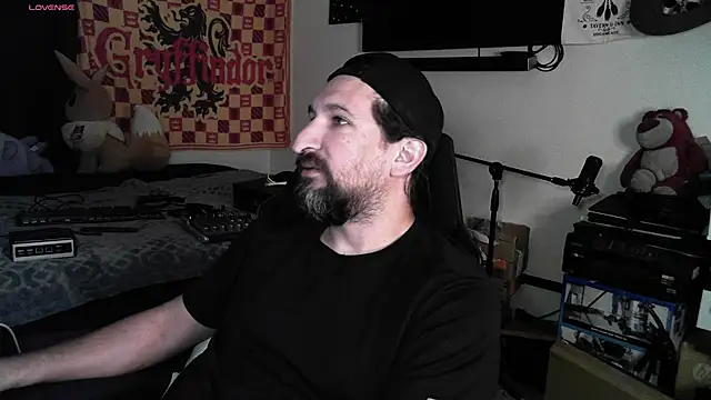 DevilPup75  online show from January 2026 10:44:01 AM