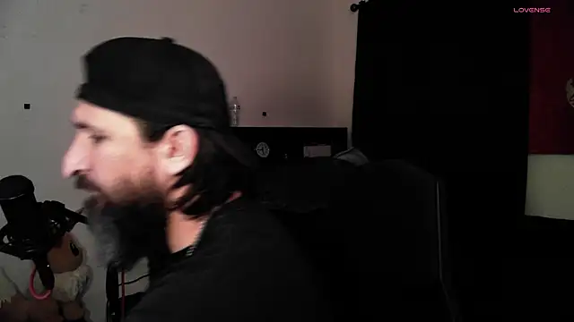 Snapshot of DevilPup75_ chatting on May 2026 03:10:02 AM DevilPup75 online show from May 2026 03:10:02 AM