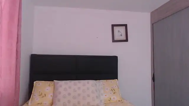 Tiiana online show from March 2026 03:26:02 PM