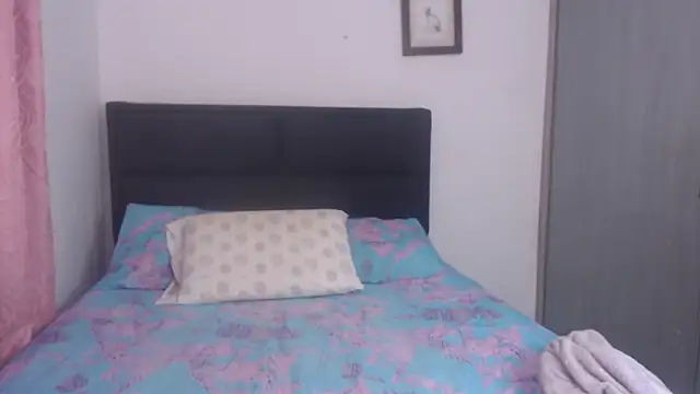 Tiiana online show from March 2026 07:56:01 PM