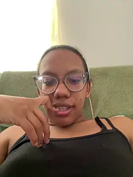 Valen1800 online show from December 2025 02:53:02 PM