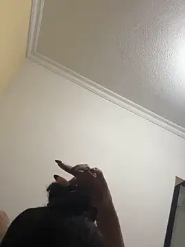 Valen1800 online show from November 2025 12:10:02 AM