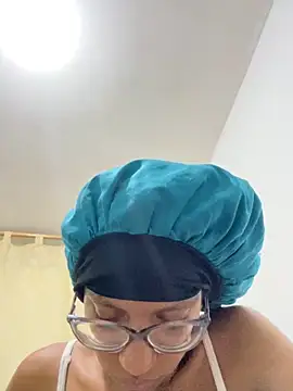 Valen1800 online show from October 2025 12:09:02 AM