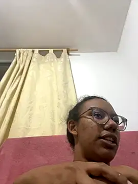 Valen1800 online show from September 2025 01:33:01 AM