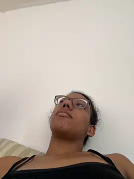 Valen1800 online show from November 2025 01:22:01 PM