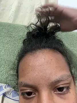 Valen1800 online show from February 2026 02:11:01 AM