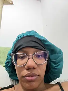 Valen1800 online show from December 2025 02:57:02 AM