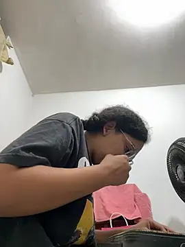 Valen1800 online show from March 2026 01:00:01 AM