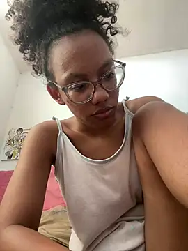 Valen1800 online show from July 2026 07:25:01 PM