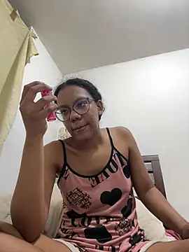 Valen1800 online show from April 2026 01:01:01 AM