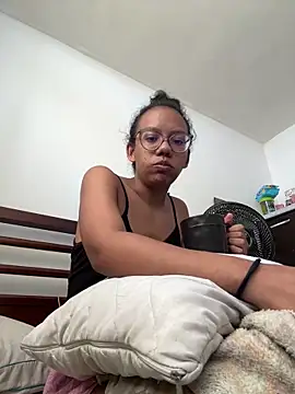 Valen1800 online show from March 2026 06:09:02 PM