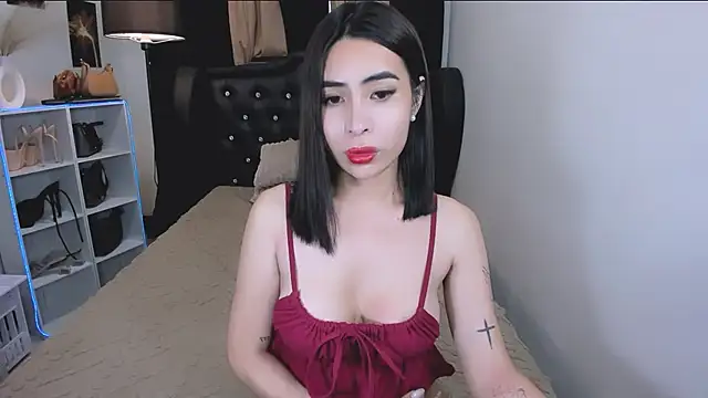Claudia empress online show from April 2026 09:54:02 PM