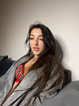 naughtybella05 online show from December 2025 08:19:01 PM