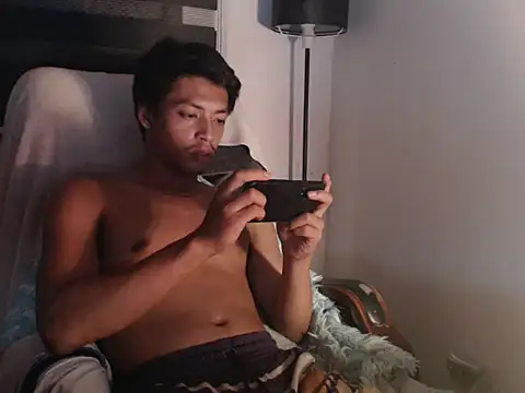 Asian gregor online show from February 2026 05:32:02 PM