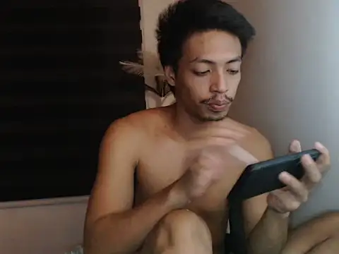 Snapshot of Asian_gregor chatting on October 2025 07:15:01 PM Asian gregor online show from October 2025 07:15:01 PM