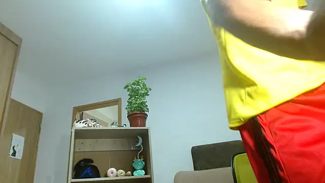 skinny23cm online show from September 2025 11:39:02 AM
