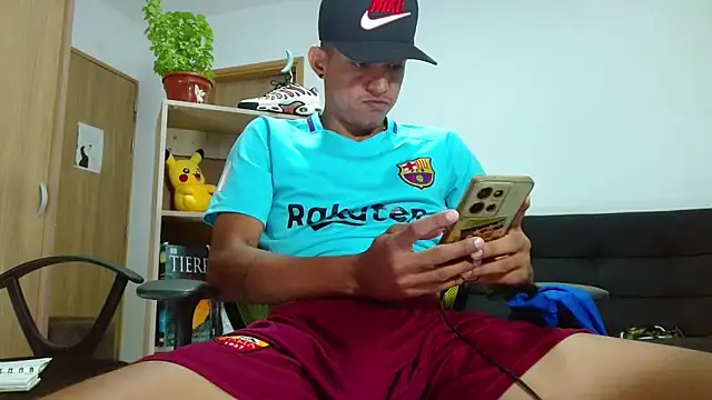 skinny23cm online show from November 2025 03:04:02 PM