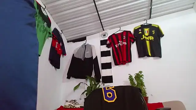 skinny23cm online show from March 2026 02:17:01 PM