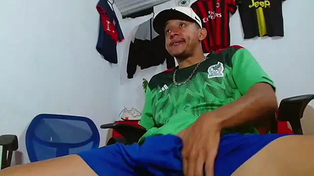 skinny23cm online show from February 2026 02:06:02 PM