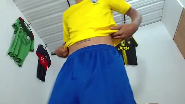 skinny23cm online show from February 2026 03:36:02 PM