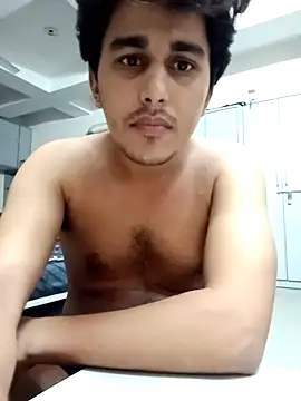 HarryChoudhary21 online show from May 2026 10:21:02 PM