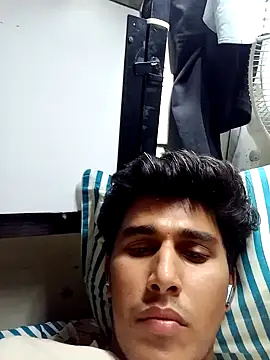 HarryChoudhary21 online show from November 2025 07:03:01 PM