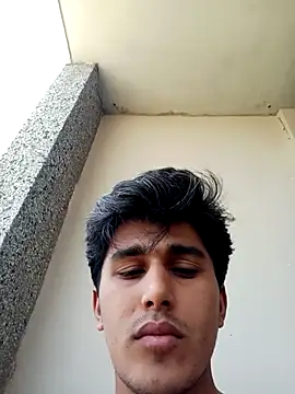 HarryChoudhary21 online show from April 2026 07:33:02 AM