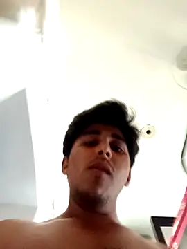 HarryChoudhary21 online show from April 2026 07:20:02 AM