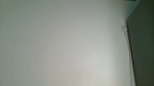 Curvy Scarlet online show from November 2025 08:01:01 PM