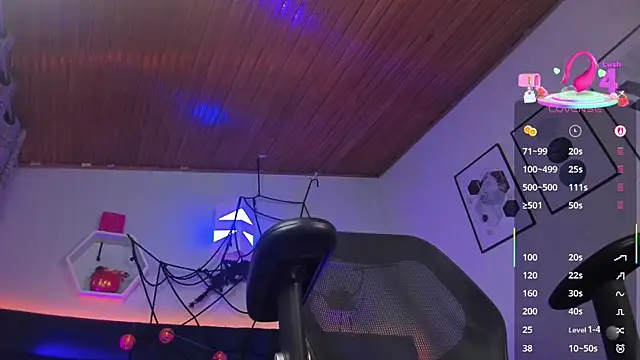 Snapshot of tyler_jones_ chatting on October 2025 06:12:02 AM tyler jones online show from October 2025 06:12:02 AM