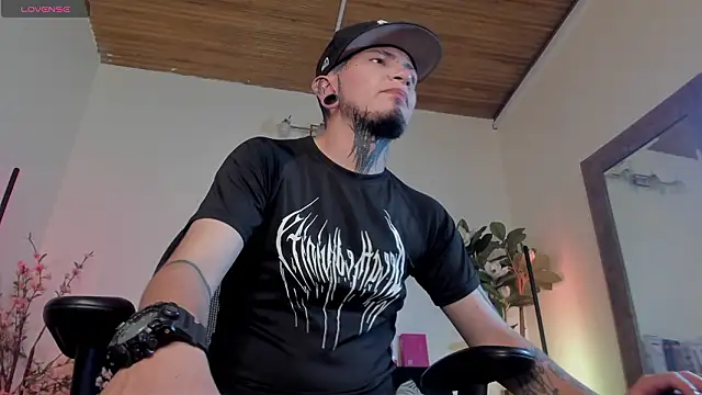 tyler jones  online show from February 2026 05:06:01 AM