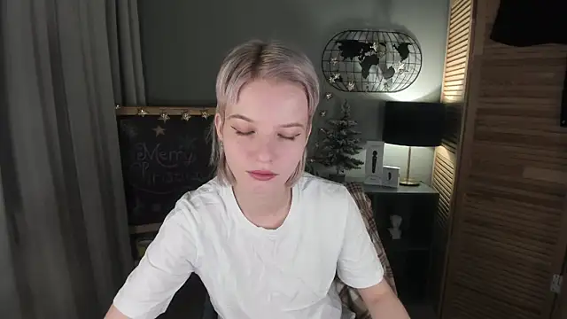 Madelaineses online show from January 2026 08:52:02 AM