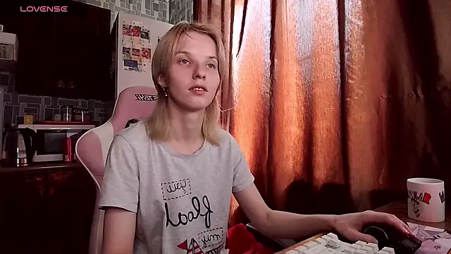 Madelaineses online show from June 2026 08:01:01 AM