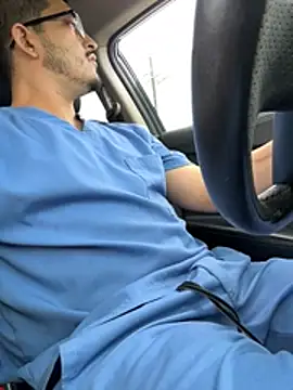 Dwizzlerperizzlee online show from April 2026 04:44:02 PM