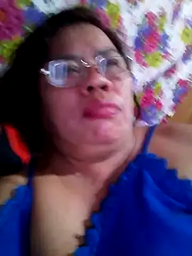 Snapshot of Huge_mama69 chatting on September 2025 03:05:01 PM Huge mama69 online show from September 2025 03:05:01 PM