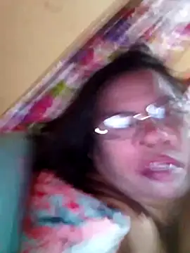 Huge mama69 online show from January 2026 07:04:01 AM