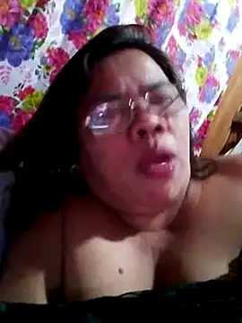 Snapshot of Huge_mama69 chatting on October 2025 06:16:01 PM Huge mama69 online show from October 2025 06:16:01 PM