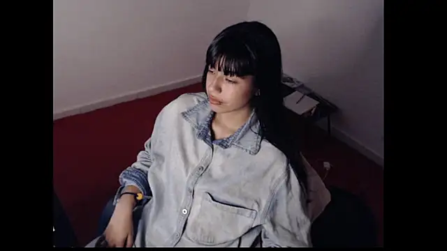 meganmiauu online show from April 2026 09:45:02 PM