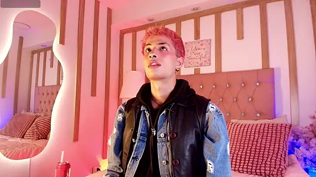 OzorioDany online show from April 2026 04:06:01 AM