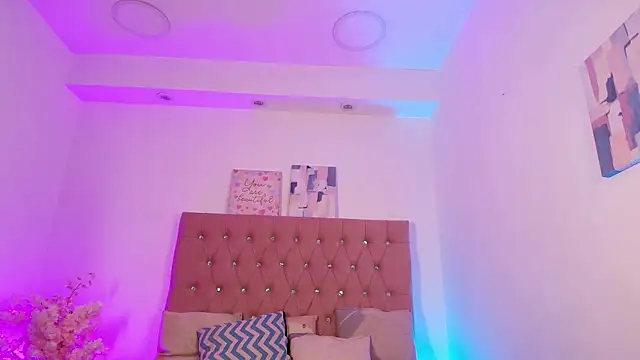 OzorioDany online show from December 2025 04:28:01 AM