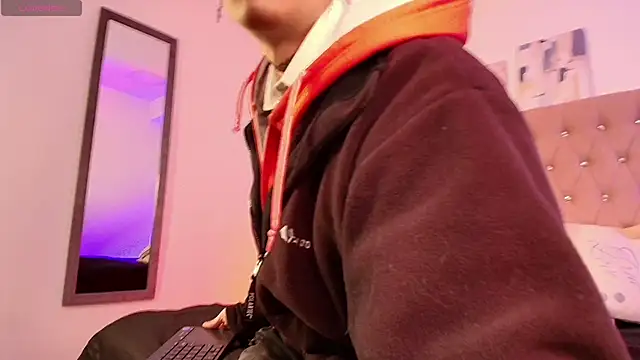 OzorioDany online show from December 2025 03:57:01 AM