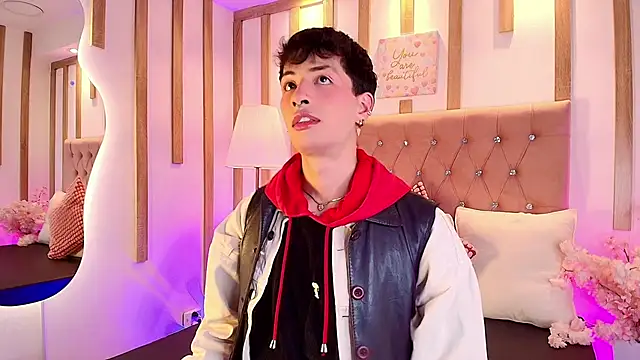 OzorioDany online show from March 2026 03:31:01 AM