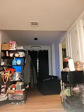MzGigglez69 online show from January 2026 01:20:01 AM