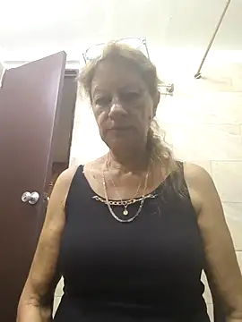 MaryeLunna online show from September 2025 12:28:02 AM