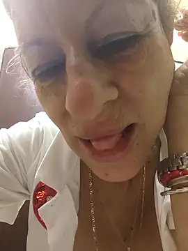 Snapshot of MaryeLunna chatting on November 2025 11:47:01 AM MaryeLunna online show from November 2025 11:47:01 AM