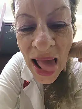MaryeLunna online show from May 2026 11:13:02 PM