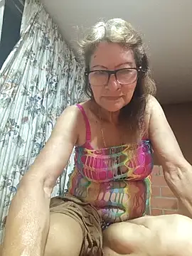 Snapshot of MaryeLunna chatting on February 2026 12:51:02 AM MaryeLunna online show from February 2026 12:51:02 AM