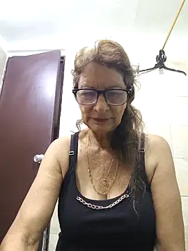 Snapshot of MaryeLunna chatting on November 2025 11:16:02 AM MaryeLunna online show from November 2025 11:16:02 AM